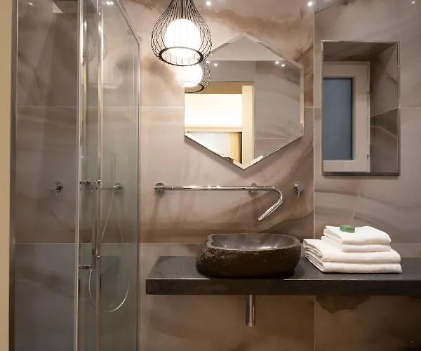 Hpm Pjazza Merkanti - Boutique Living