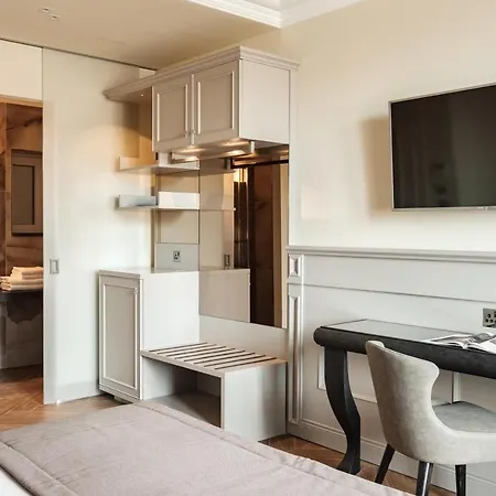 Hpm Pjazza Merkanti - Boutique Living