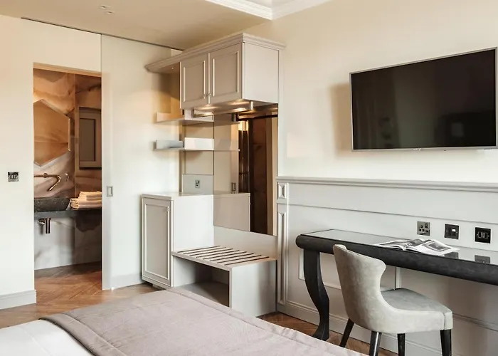 Hpm Pjazza Merkanti - Boutique Living